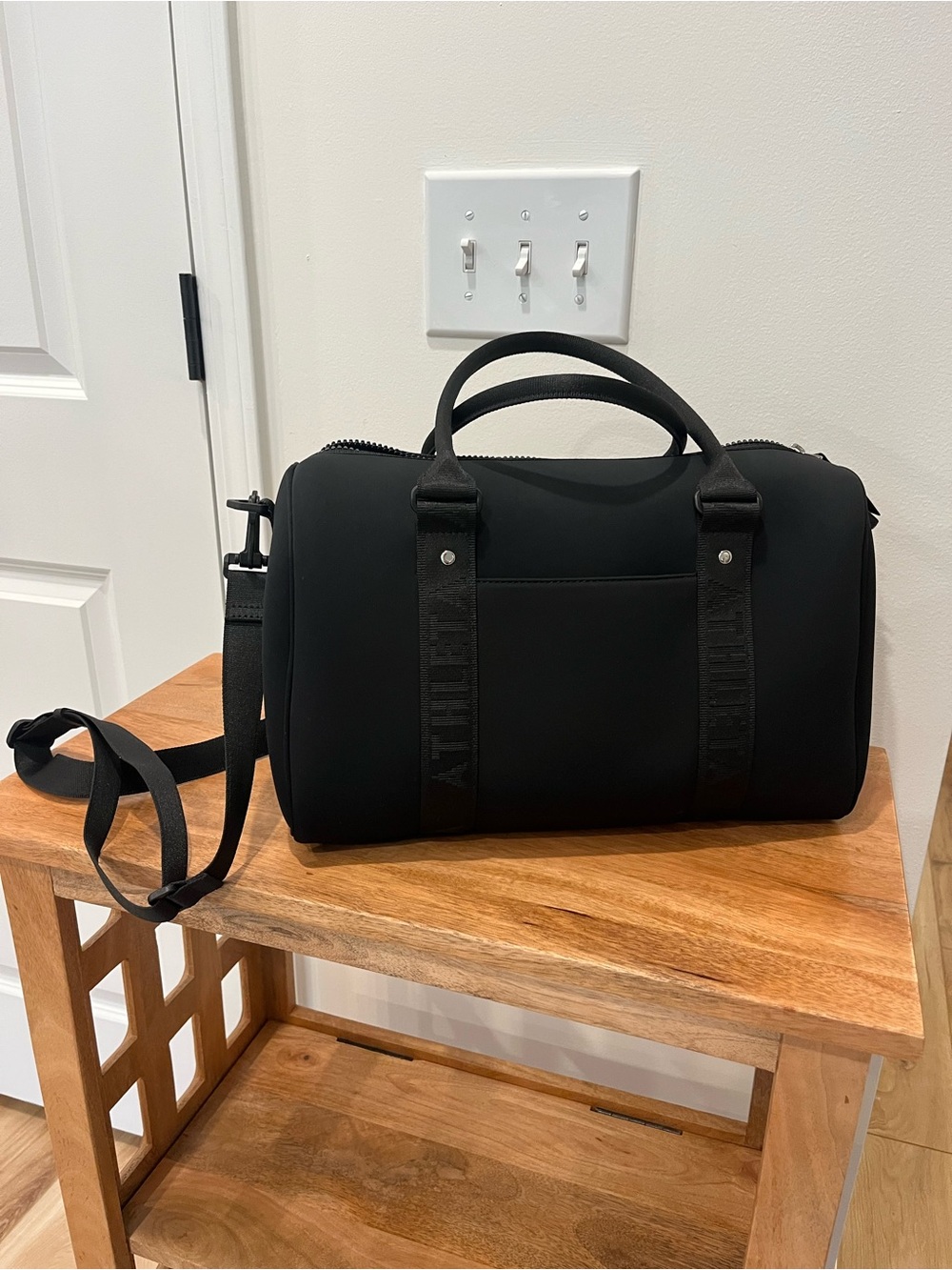 Athleta Diem Speedster in black